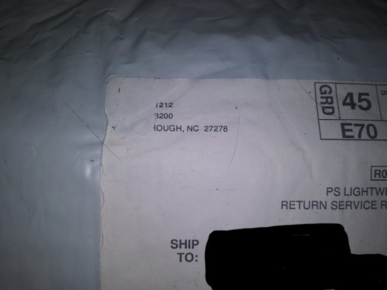 Is Adam & Eve Packaging Discreet? | Bedbible.com