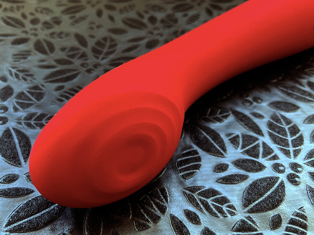 ZALO Queen Set - G-Spot Pulsewave Vibrator with Suction Sleeve. Slide 3