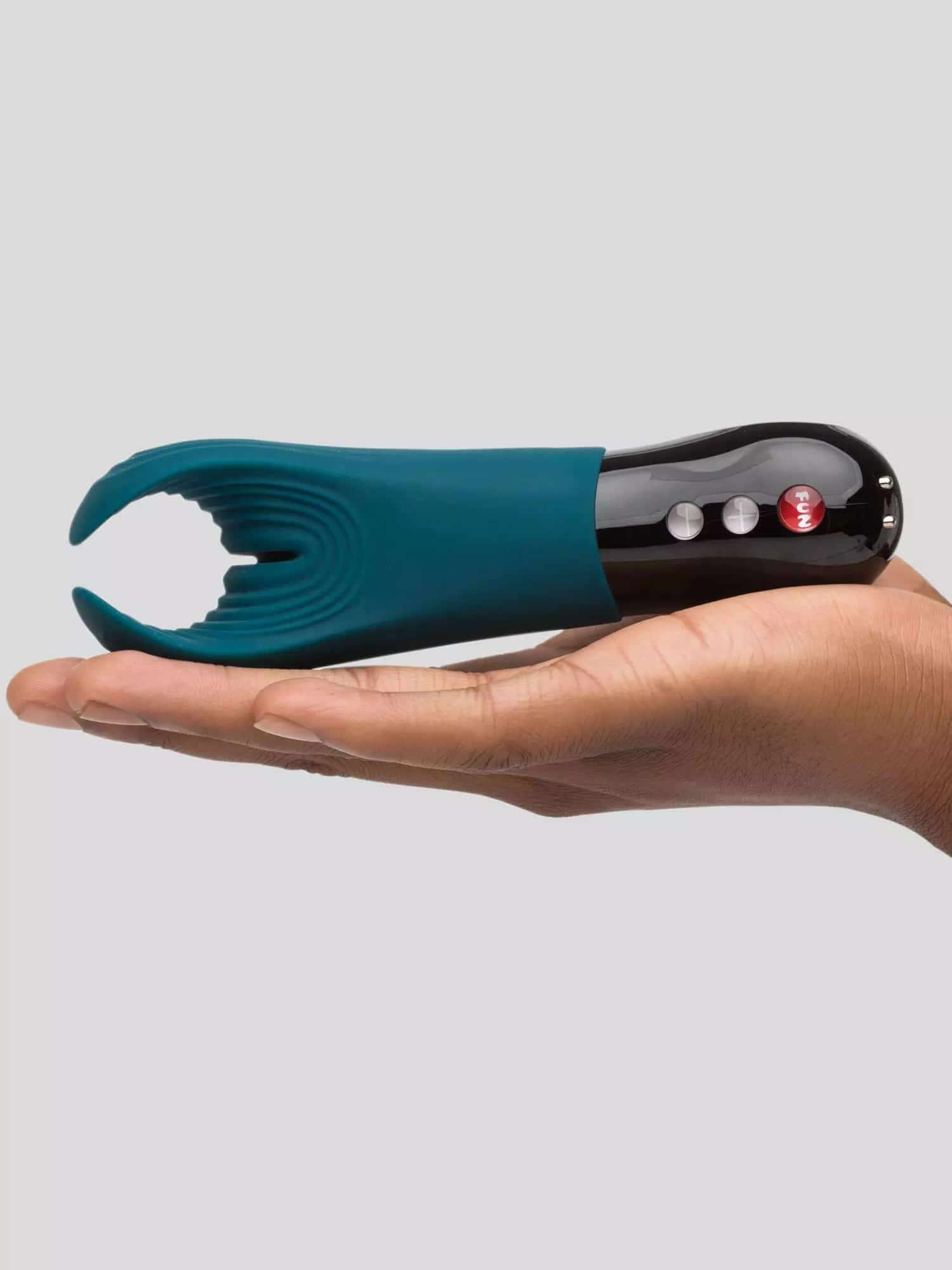 Fun Factory Manta Rechargeable Blue Vibrating Male Stroker. Slide 15