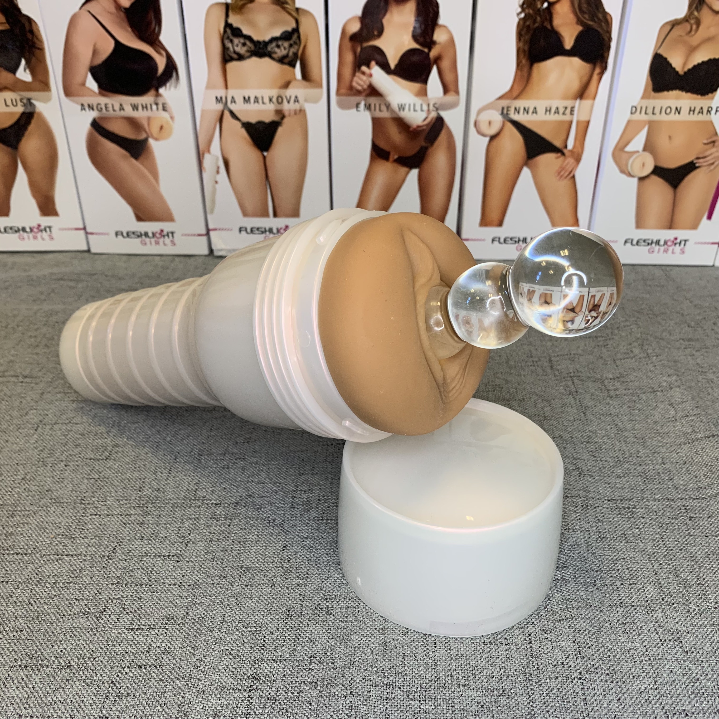 Janice Griffith Fleshlight Eden Was the Janice Griffith Fleshlight Eden easy to use?