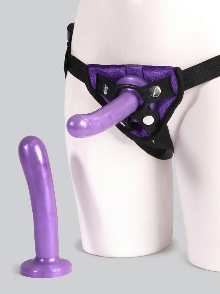 Tantus Bend Over Beginner's Vibrating Strap-On Harness Kit Review