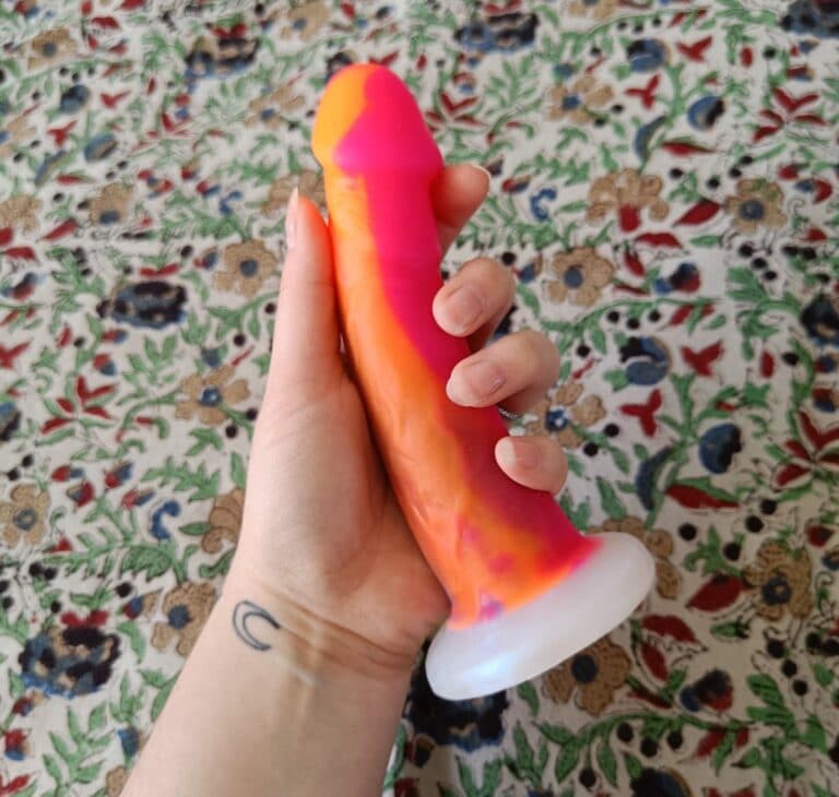 Vixen Mustang Realistic Suction Cup Dildo Review