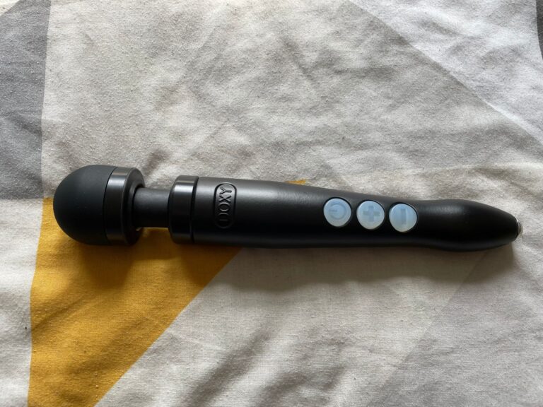 Doxy Die Cast 3R Wand Vibrator Review