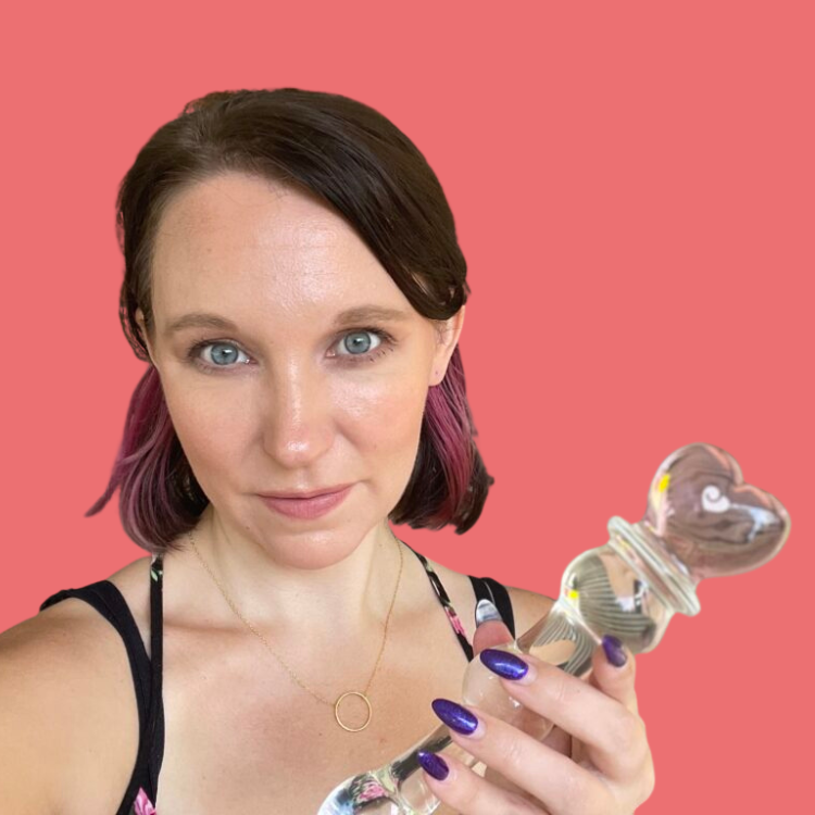 Crystal Heart Glass Dildo – Test & Review