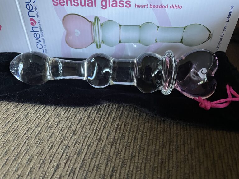 Crystal Heart Wavy Glass Dildo Review