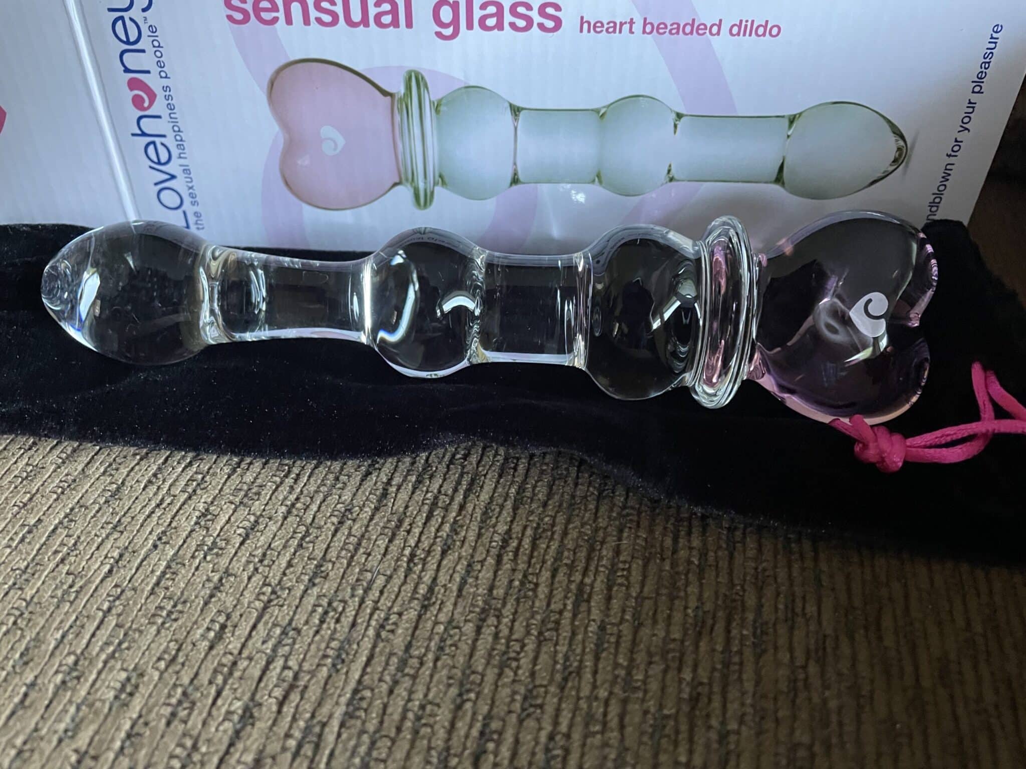 Crystal Heart Wavy Glass Dildo 6 Inch. Slide 5