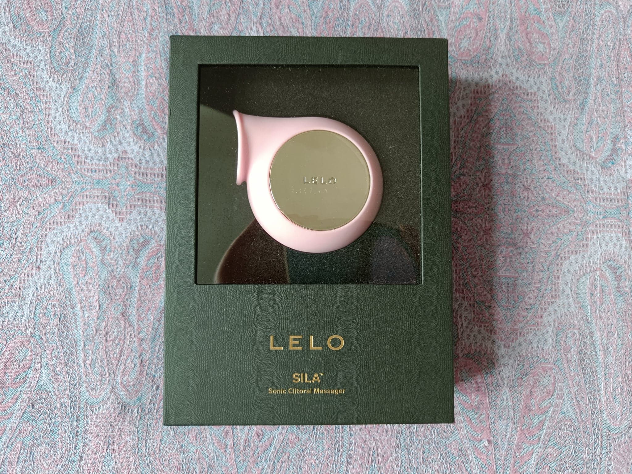 Lelo Sila Packaging