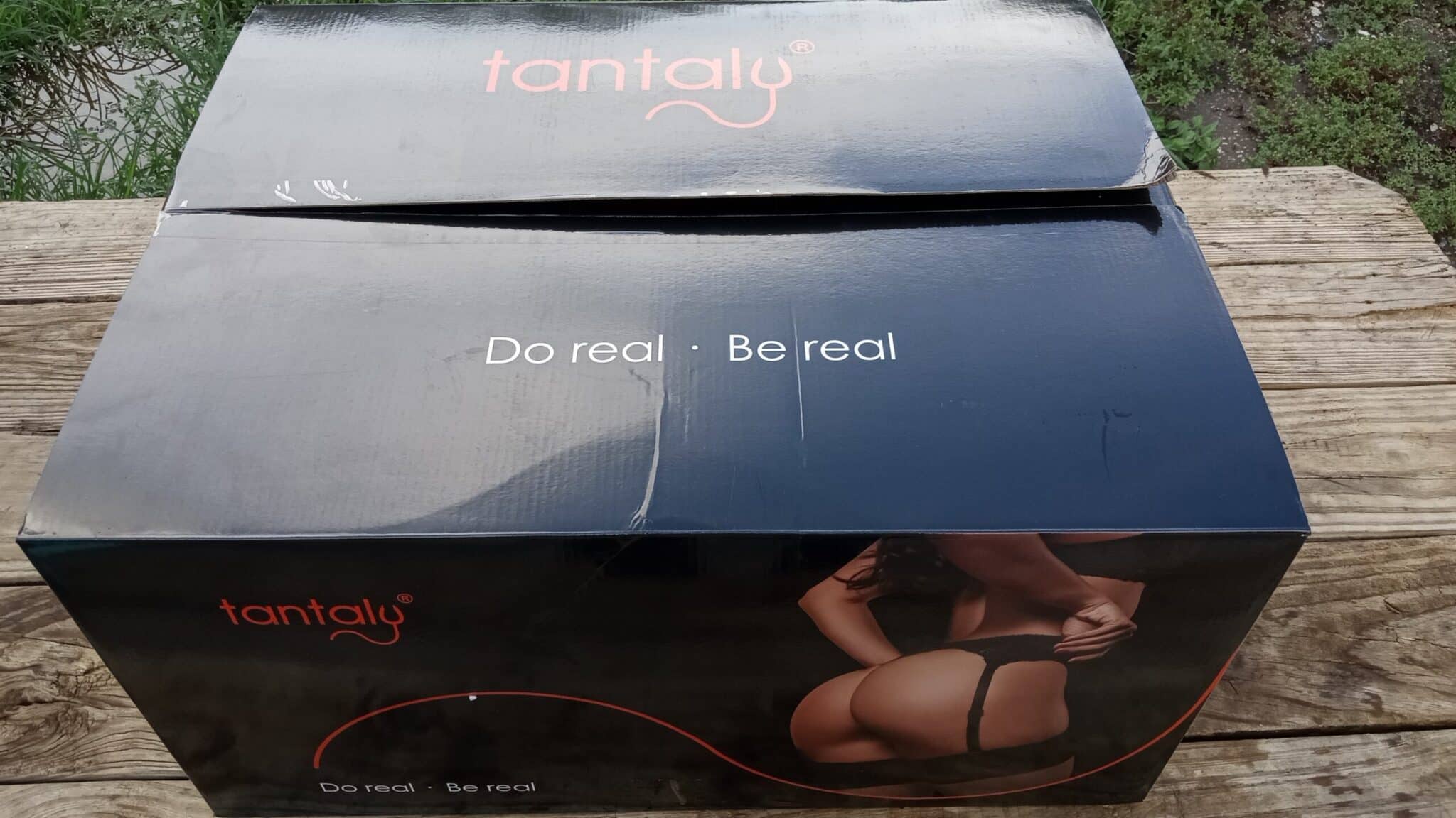 Tantaly Britney The Tantaly Britney: The Packaging Experience