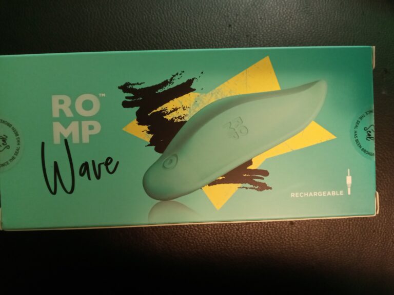 ROMP Wave Rechargeable Clitoral Vibrator Review