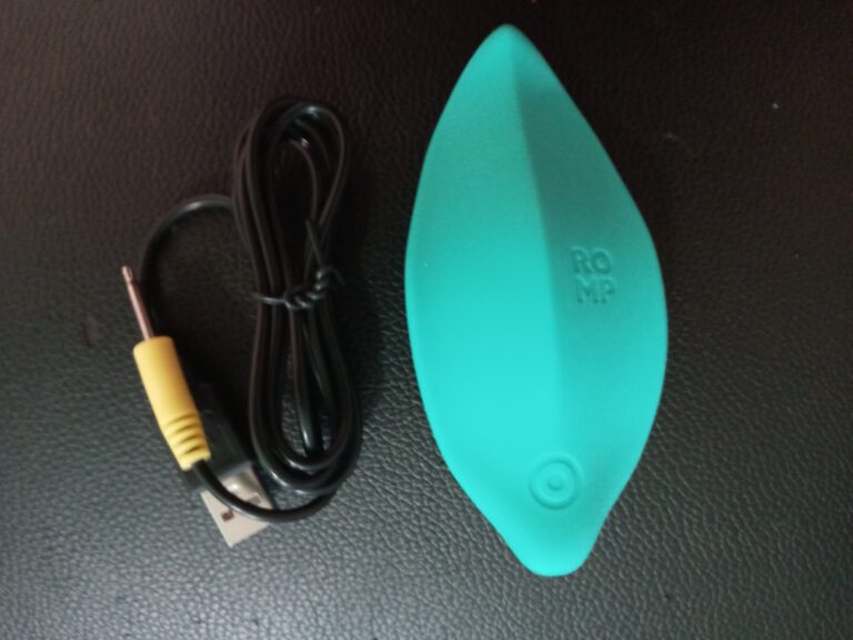 ROMP Wave Rechargeable Clitoral Vibrator Review