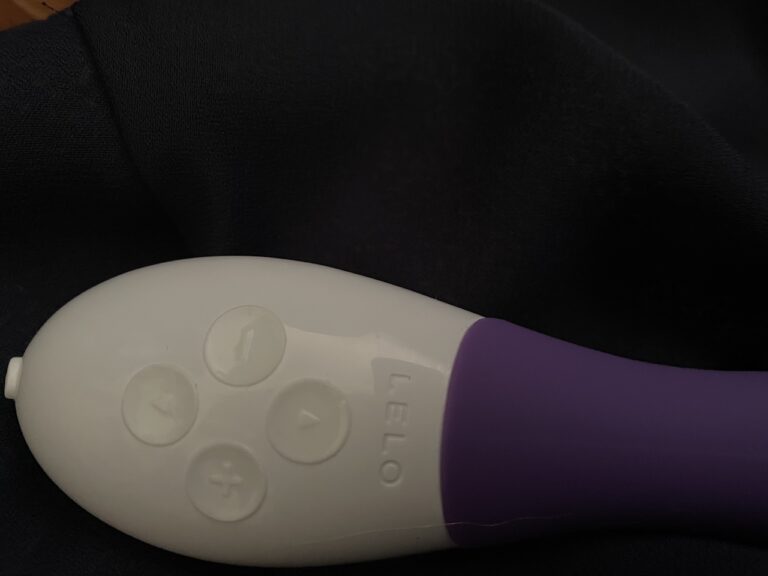 Lelo Mona 2 Luxury G-Spot Vibrator Review