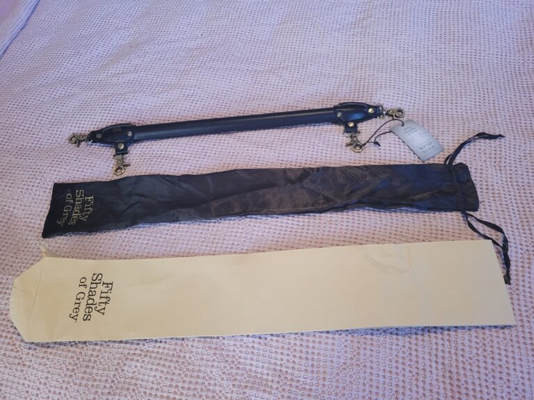 Fifty Shades of Grey Bound to You Faux Leather Spreader Bar Review