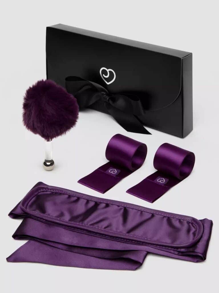 Lovehoney Tie and Tease Pillow Present Bondage Kit - Cheap Kinky Sex Toys