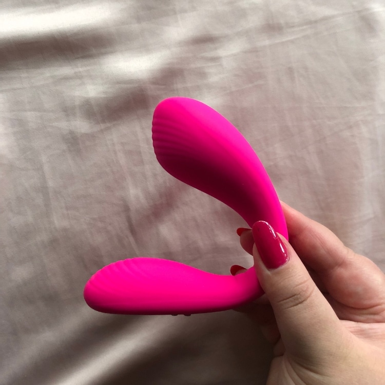 Lovense Dolce App Controlled Dual Clitoral and G-Spot Vibrator Review