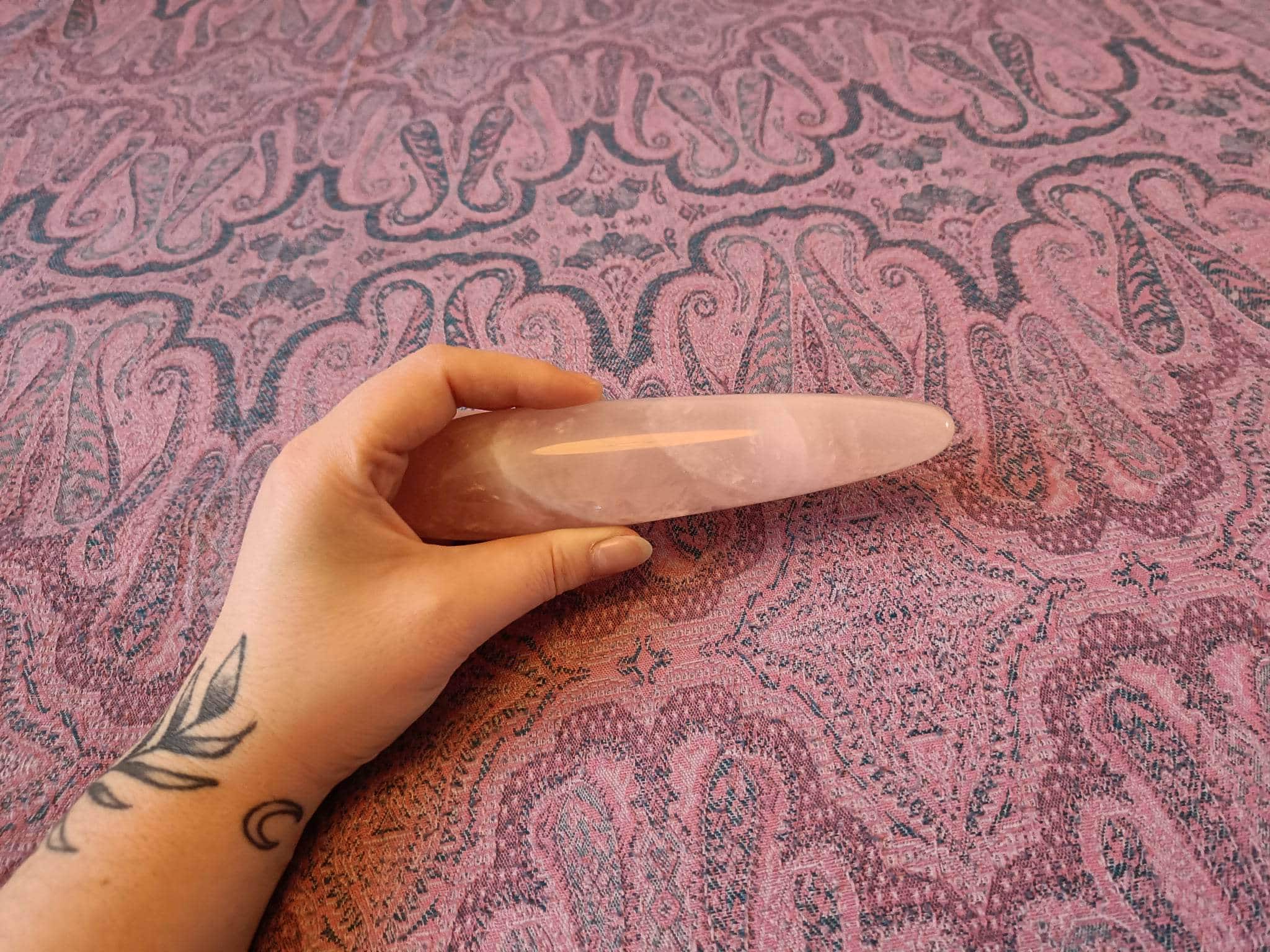 My Personal Experiences with The Heart Rose Quartz Dildo by Chakrubs