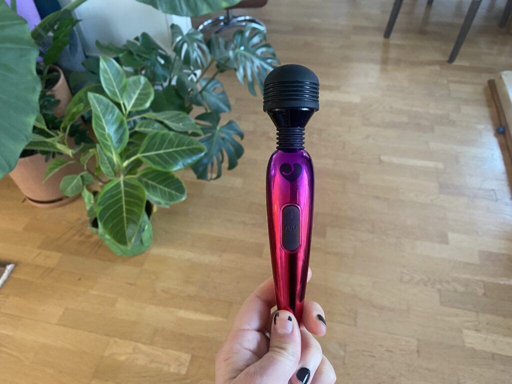 Lovehoney Deluxe Mini Massage Wand Vibrator Review [Tried & Tested]