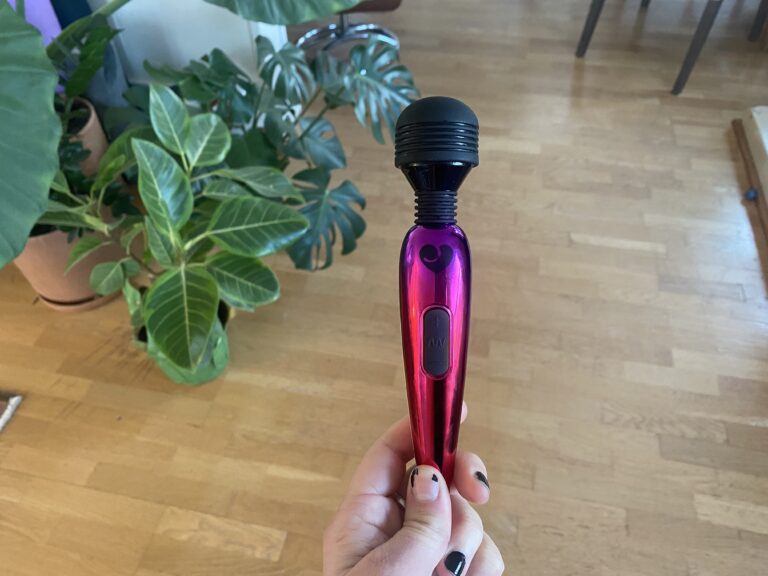 Lovehoney Deluxe Rechargeable Mini Massage Wand Vibrator Review