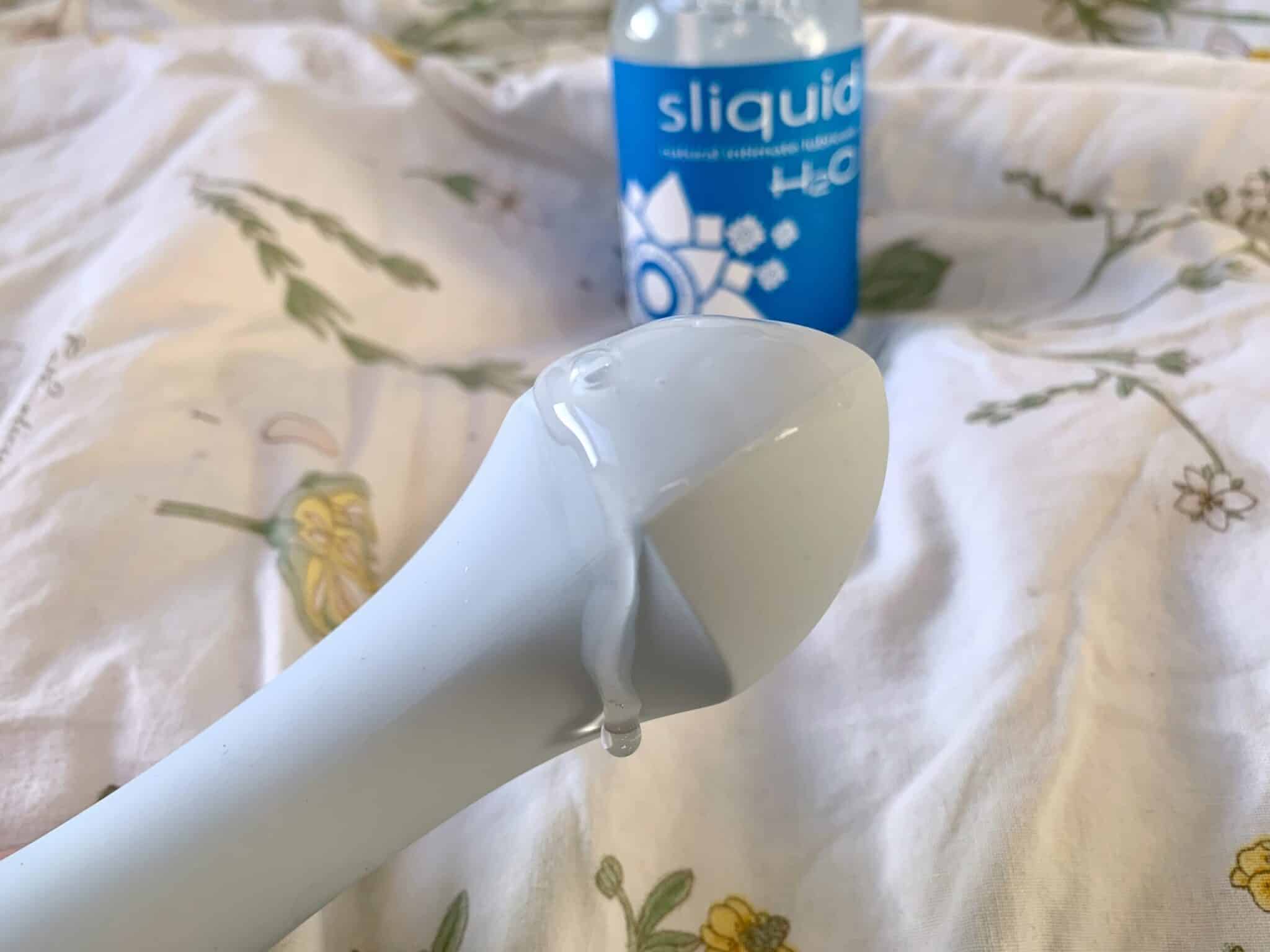 Sliquid H2O Water-Based Lube. Slide 3