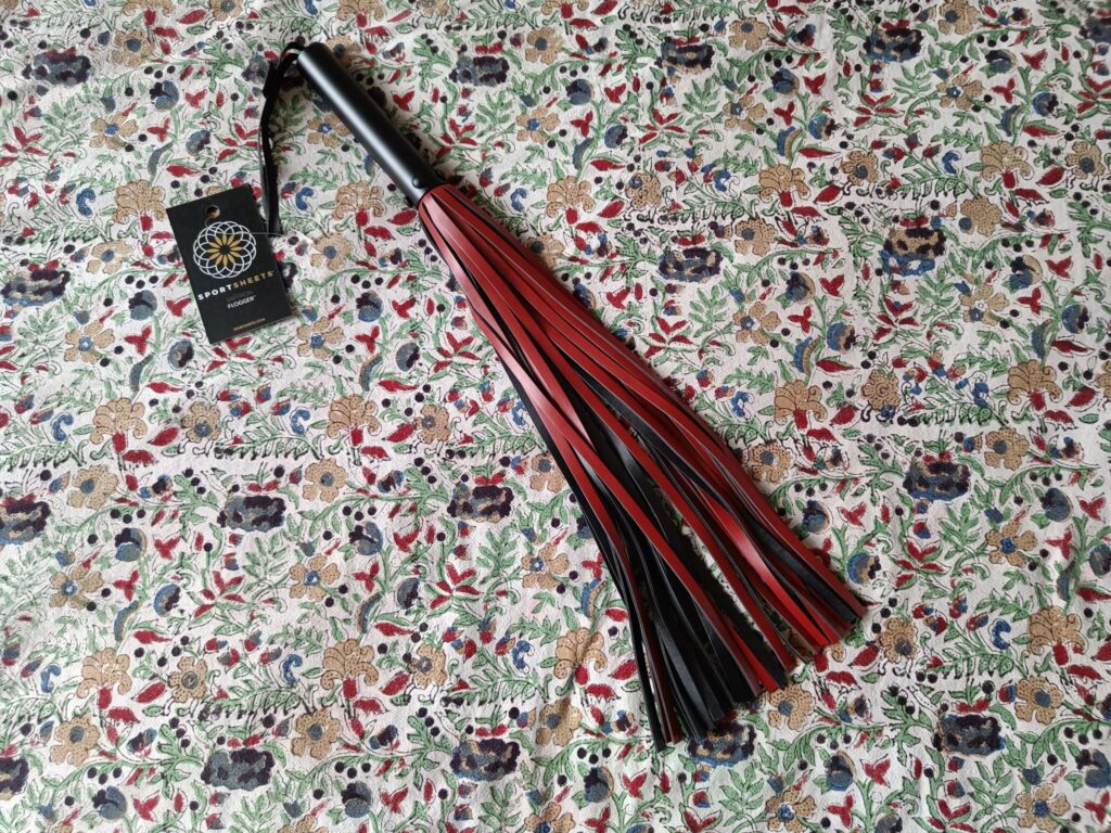 Sportsheets Saffron Flogger Review [Tried & Tested]