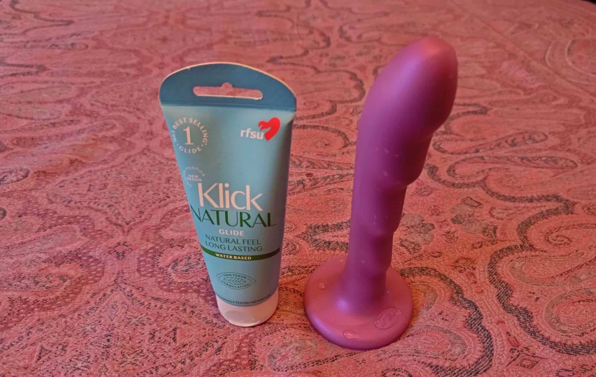  Tantus Charmer Silicone G-Spot and P-Spot Dildo 6 Inch . Slide 9