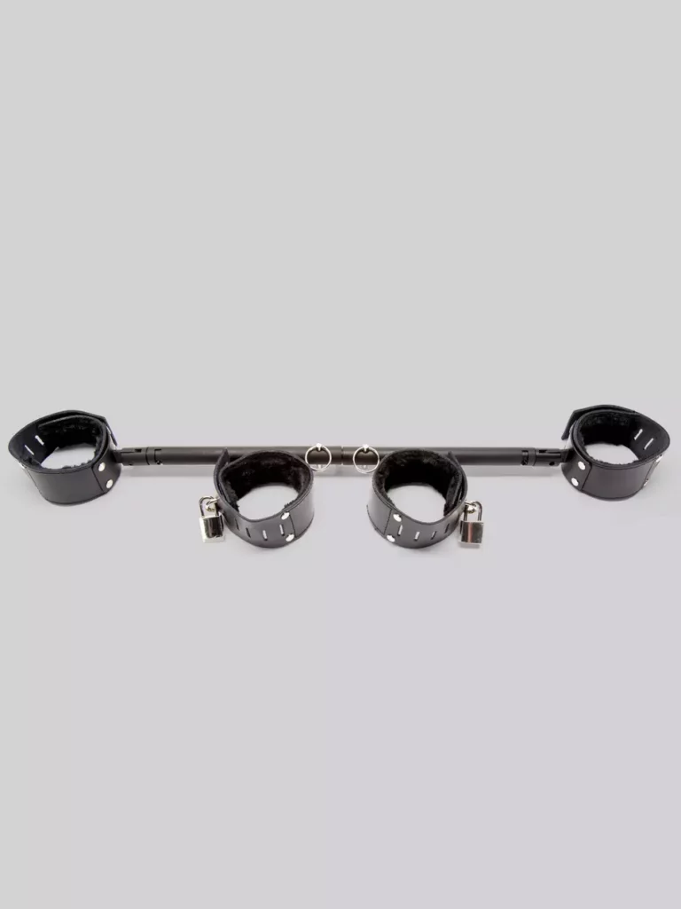 Bondage Boutique Extreme Expandable Spreader Bar with Leather Cuffs Review