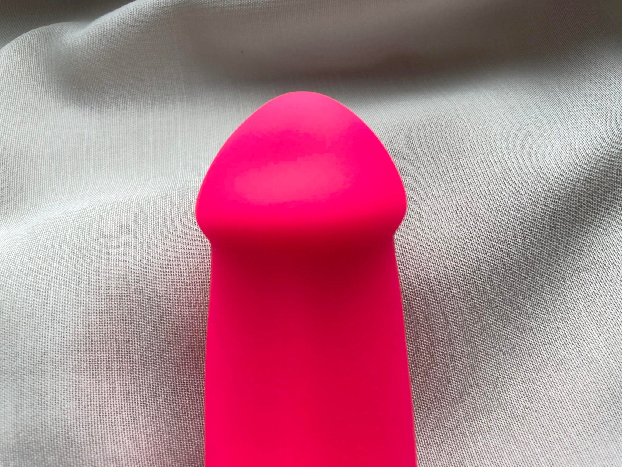 Fun Factory The Boss Pink Silicone Dildo. Slide 9