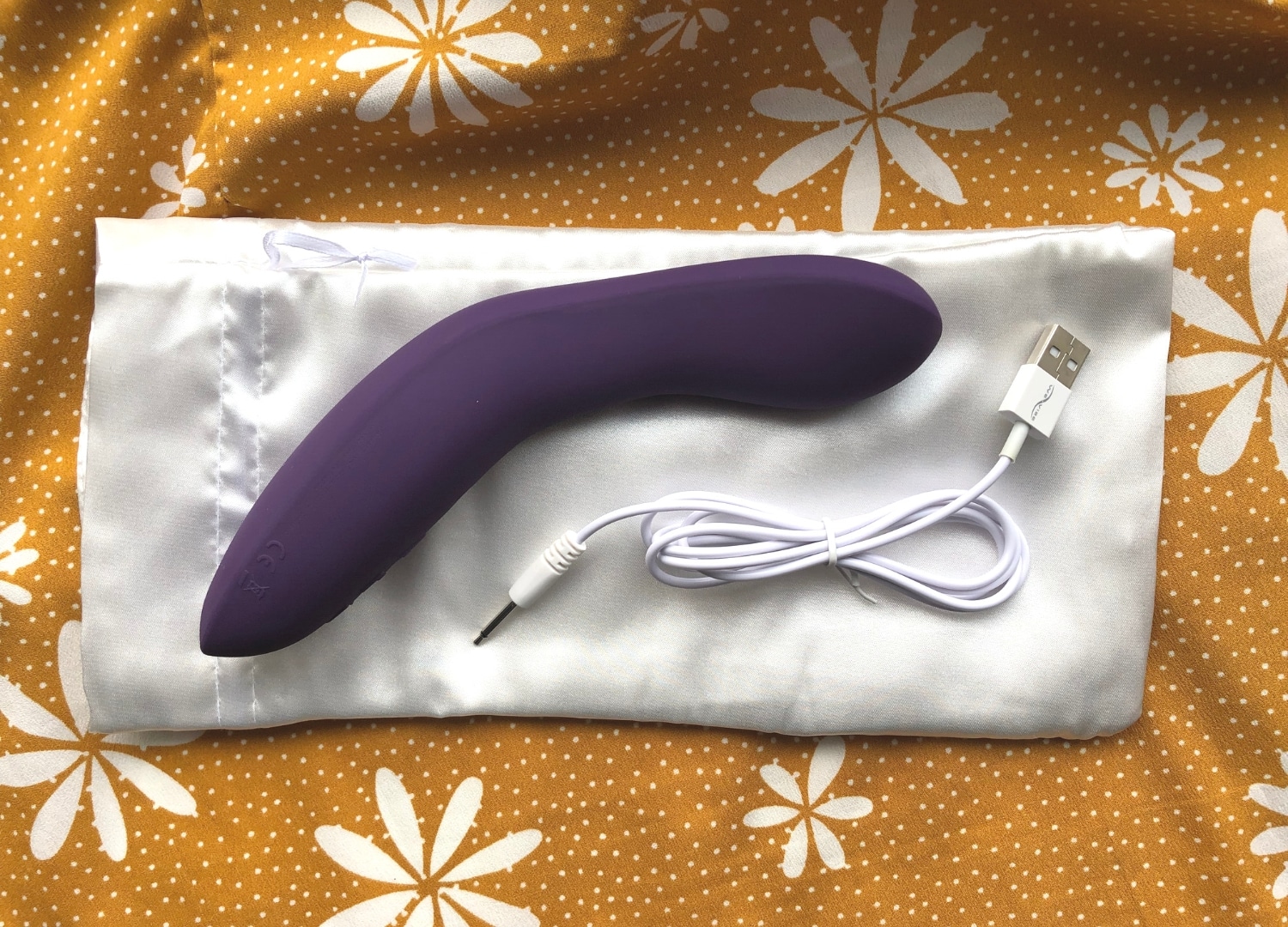 We-Vibe Rave App-Controlled Rechargeable G-Spot Vibrator. Slide 9
