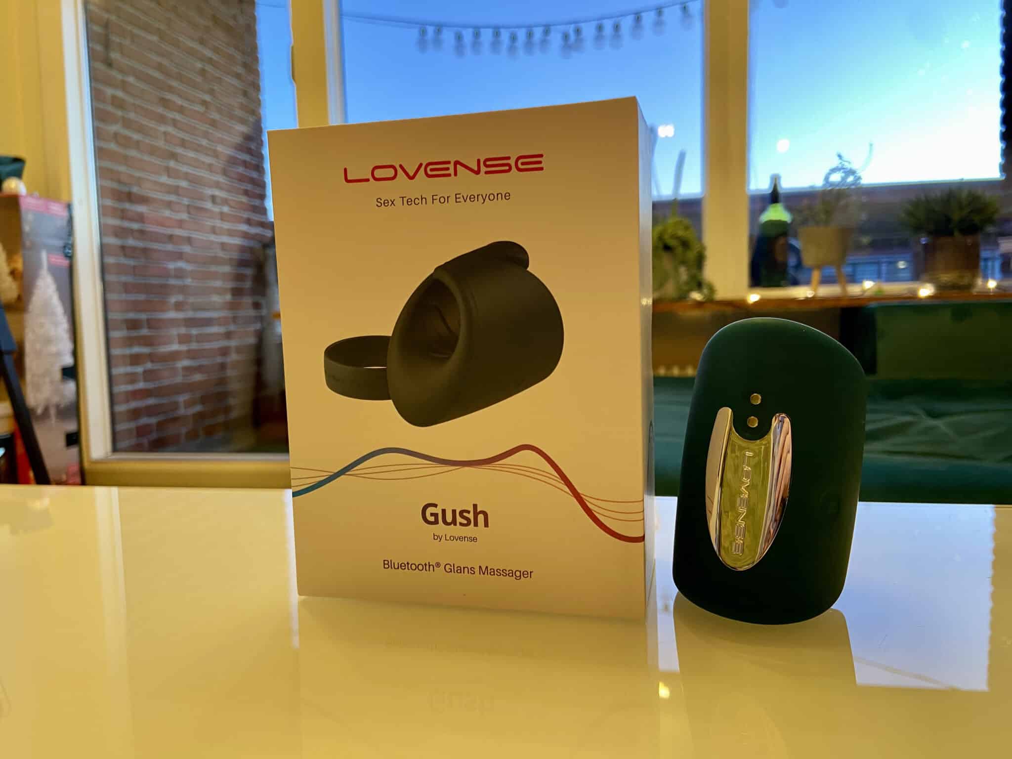 Lovense Gush - App Controlled Glans Massager. Slide 7