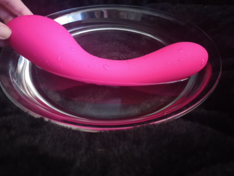 The Swan Wand Dual Ended Vibrator Review