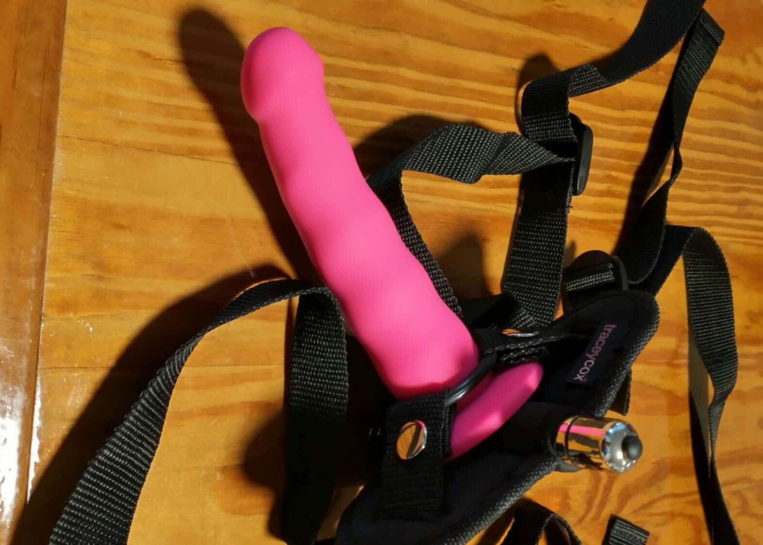 Tracey Cox Supersex Strap-On Pegging Kit. Slide 2