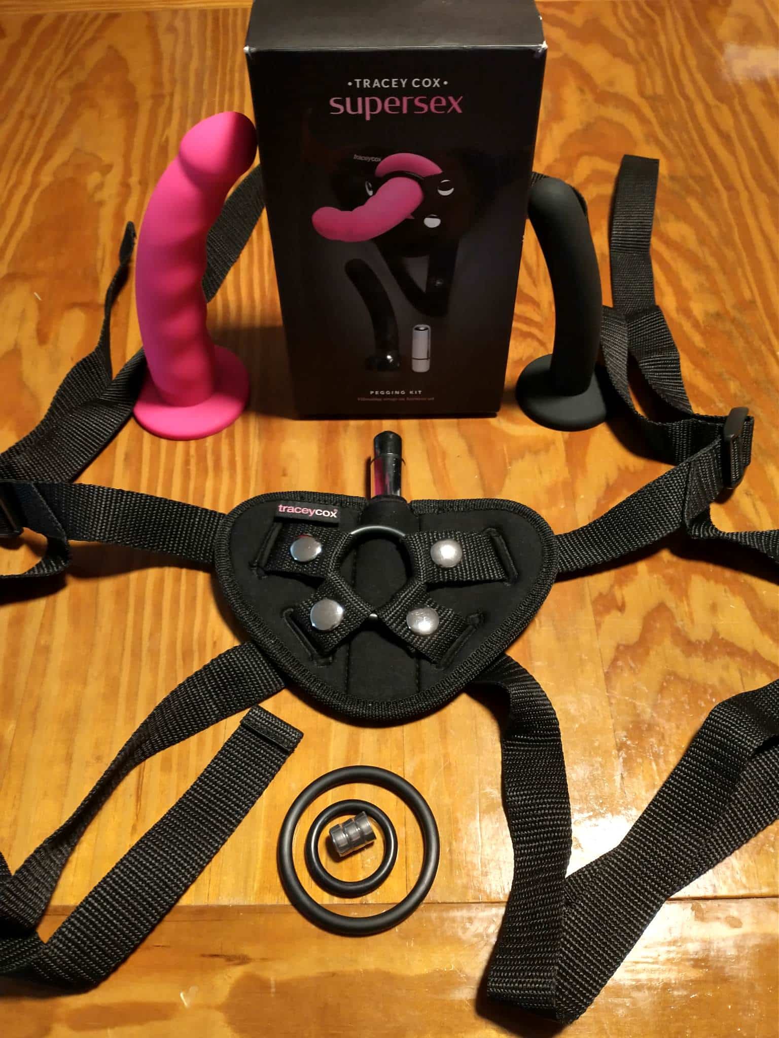 Tracey Cox Supersex Strap-On Pegging Kit. Slide 3
