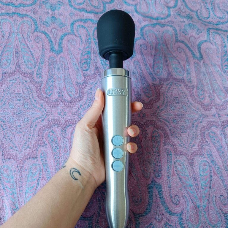 Doxy Die Cast Wand Vibrator Review