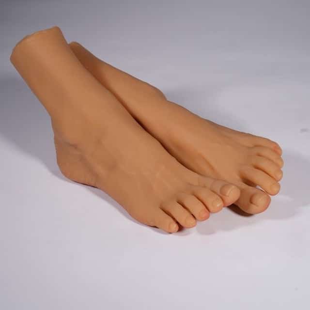 Isabella's Feet Size 36. Slide 3