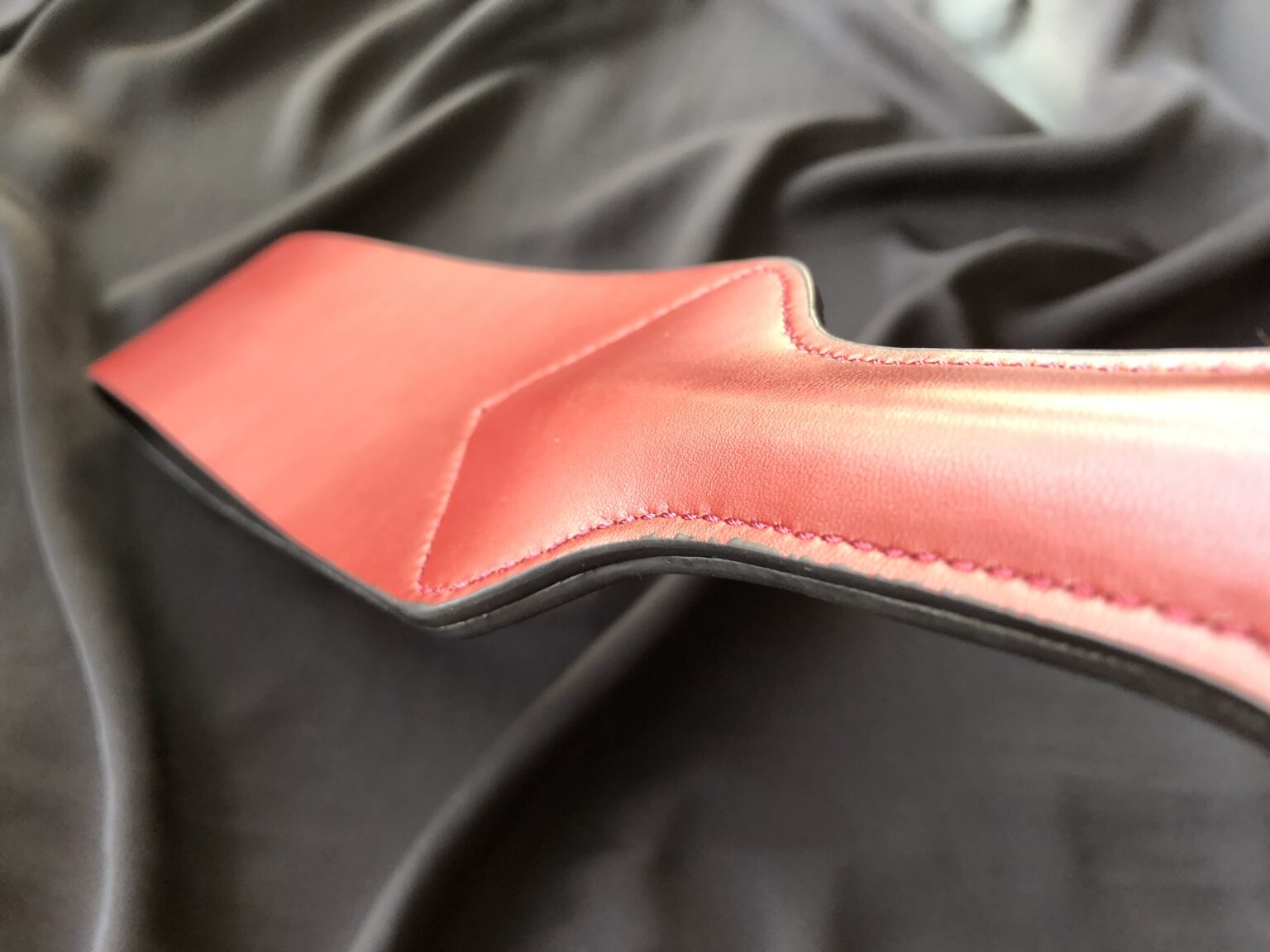 Sportsheets Saffron Loop Paddle Review [Tried & Tested]