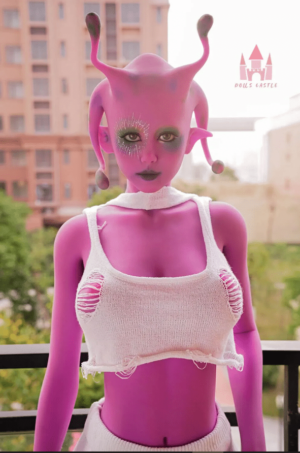 Alien sex doll