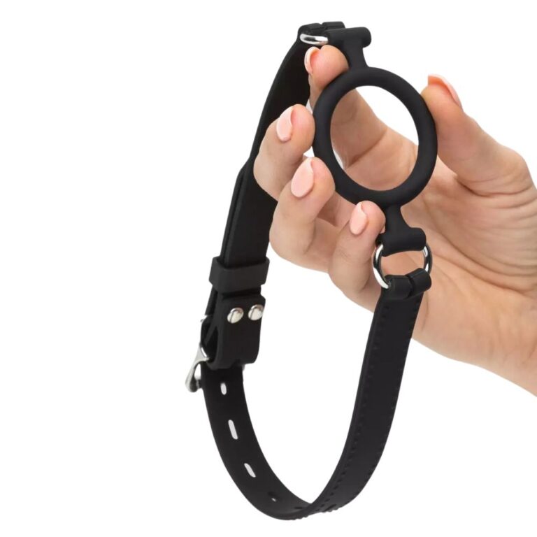DOMINIX Deluxe Silicone O-Ring Gag 1.5-Inches Diameter Review