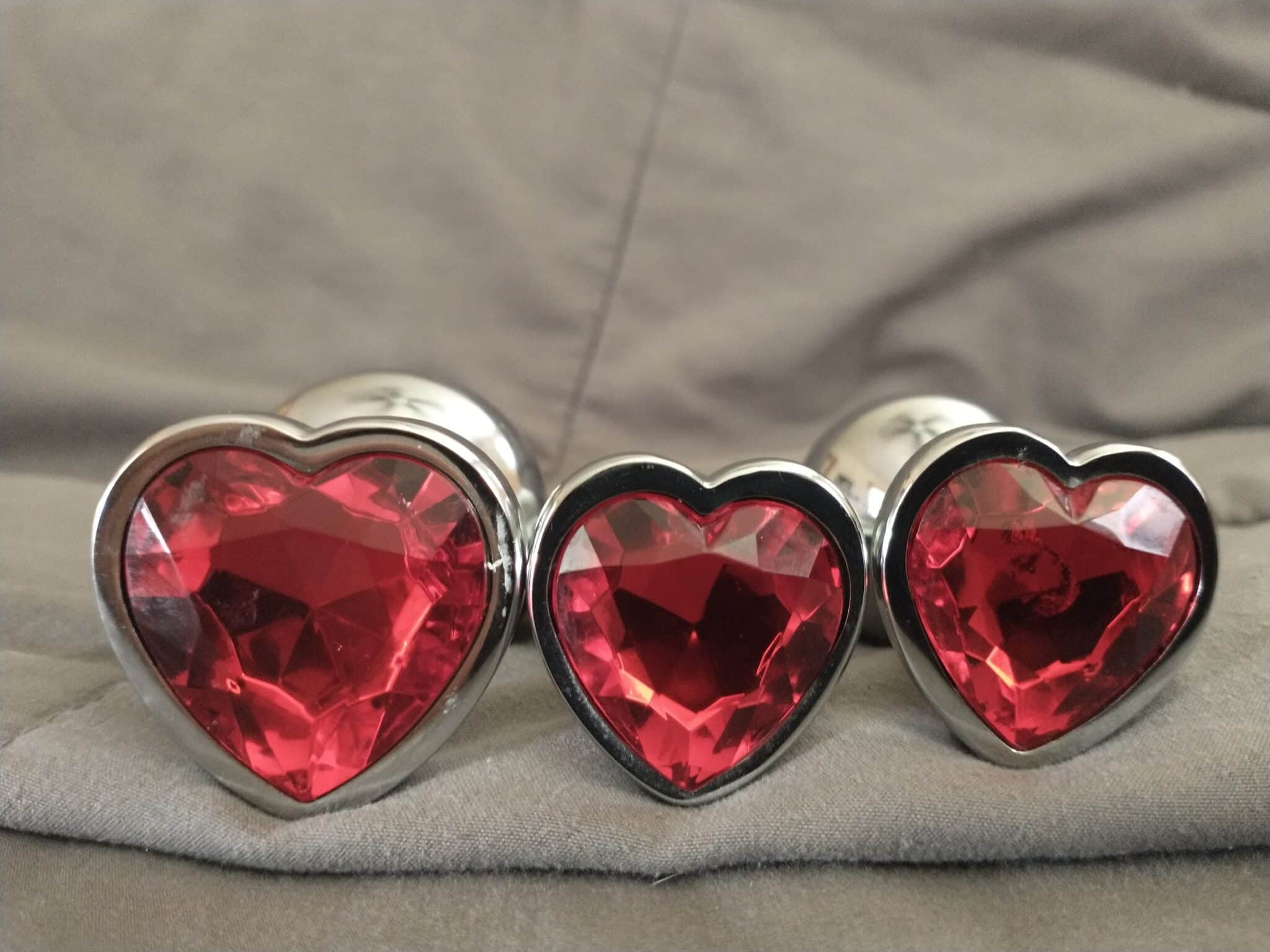 Red Heart Gem Anal Plug Set The Unboxing Experience: A Review