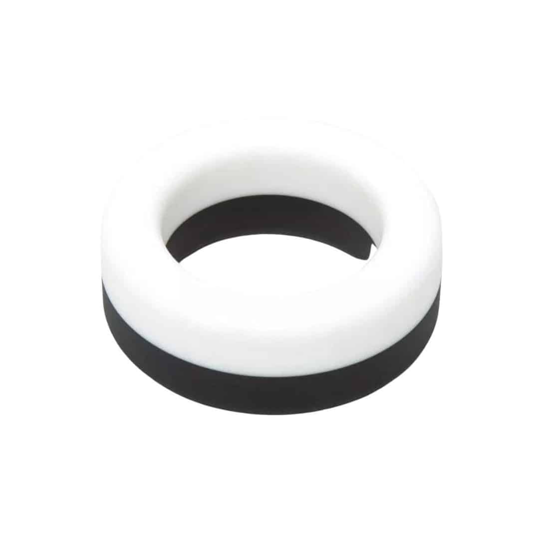 Lovehoney Thick Silicone Cock Ring. Slide 2