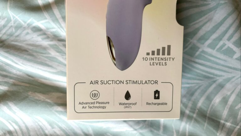 Lovehoney mon ami Pleasure Air Suction Stimulator - <