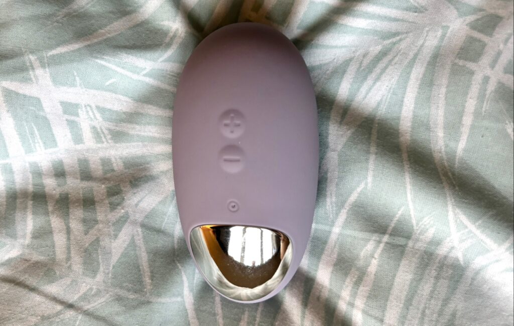 Lovehoney mon ami Pleasure Air Suction Stimulator Review [Tried & Tested]
