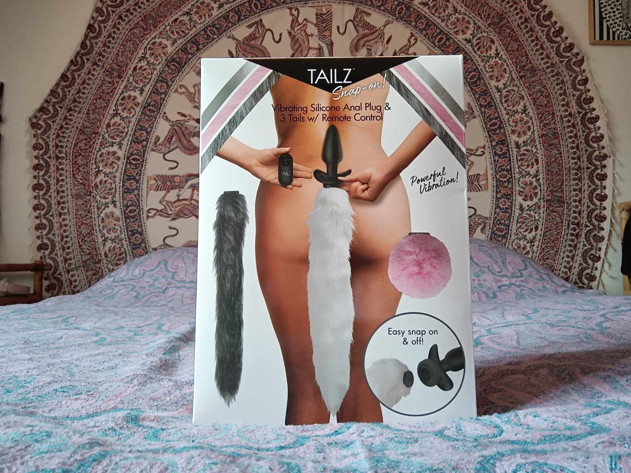 Tailz Snap-On Anal Vibe and 3 Interchangeable Tails Set. Slide 8
