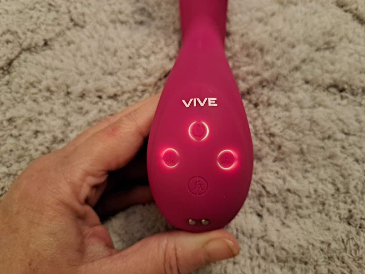 Vive Miki Pulse Wave and Flickering G-Spot Vibrator Performance of the Vive Miki Pulse Wave and Flickering G-Spot Vibrator
