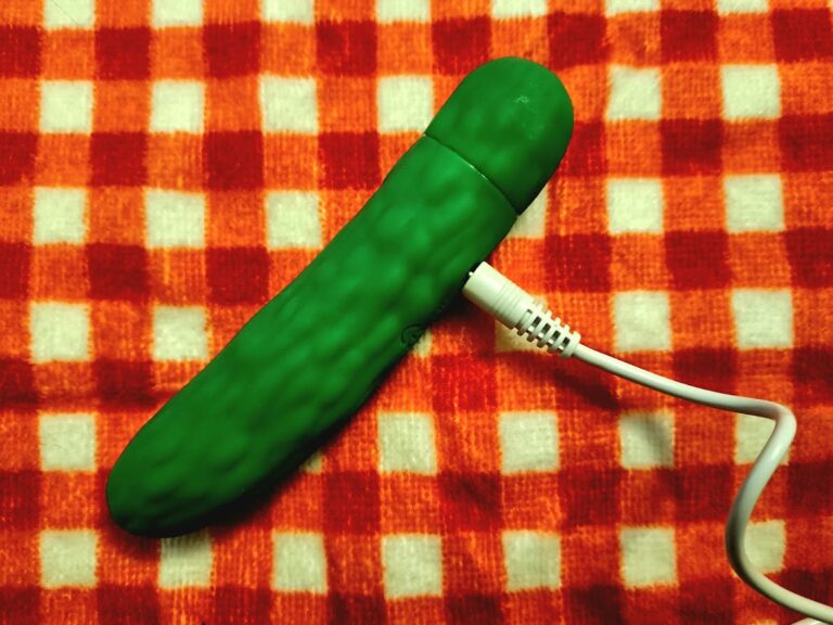 Emojibator Pickle Vibrator -  