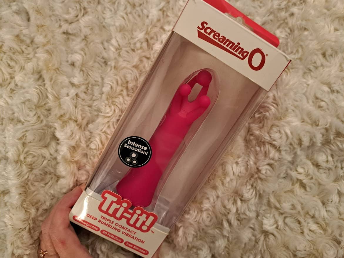 Screaming O Tri-It! Triple Contact Clitoral Vibrator Packaging: An Unsung Hero?