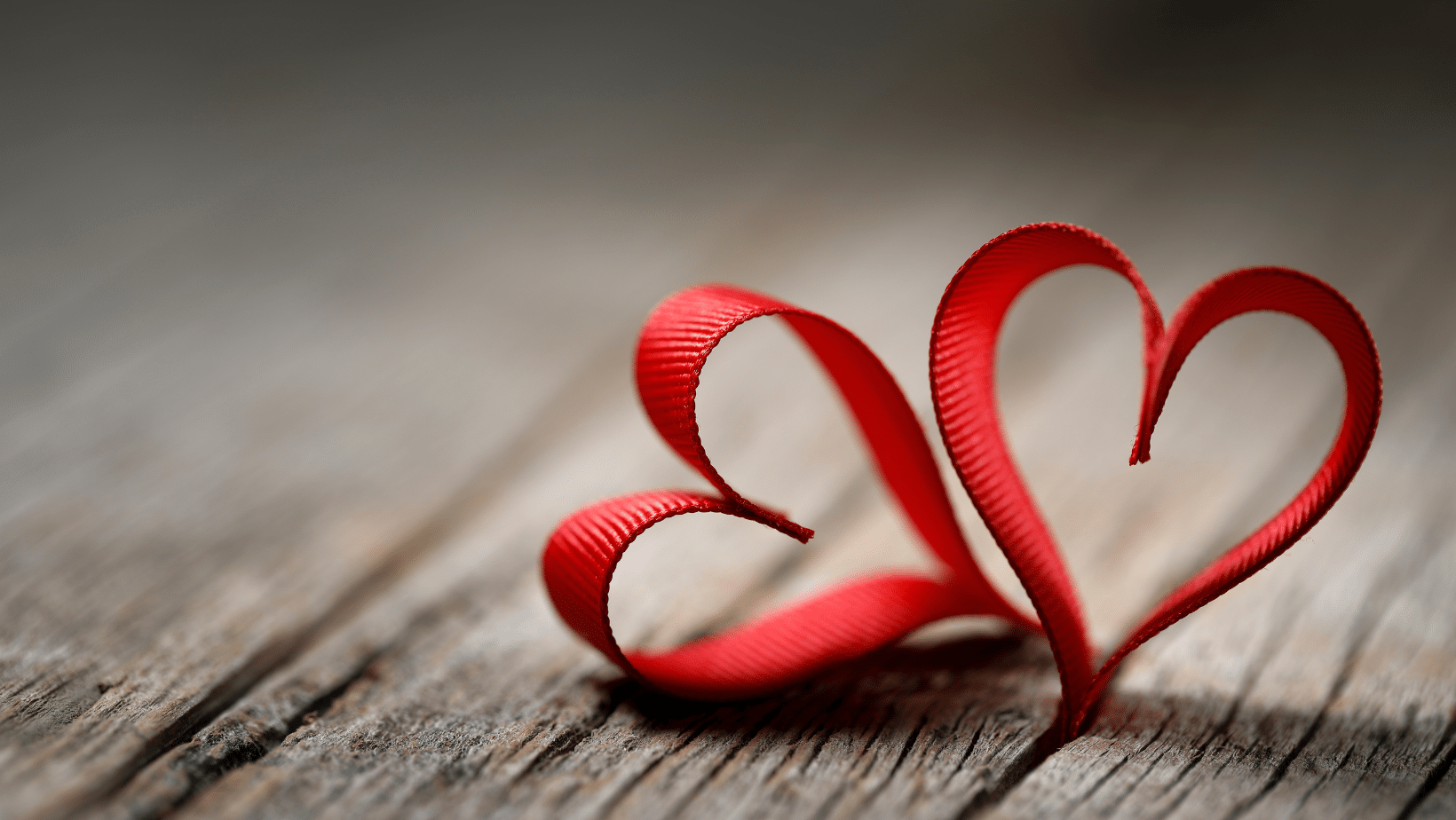 52 Valentine’s Day Statistics [Fun Facts]