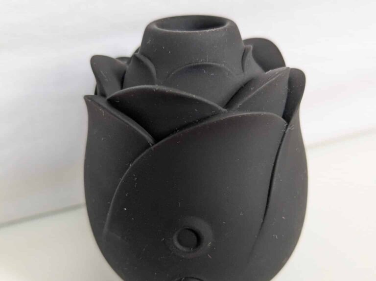 Fifty Shades of Grey Black Rose Suction Stimulator - 