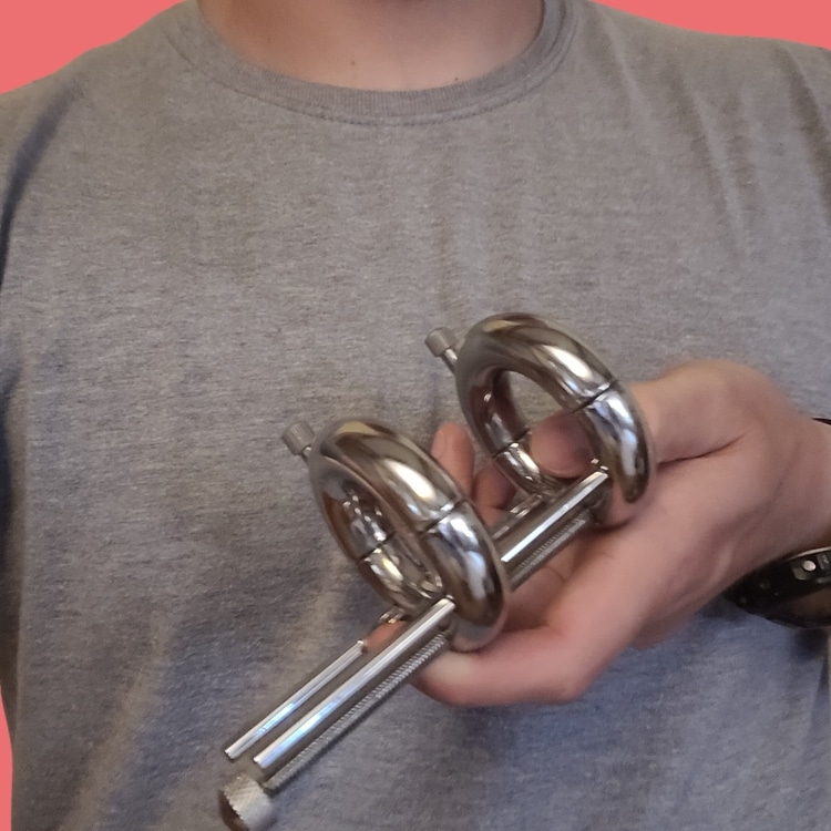 Oxy Extreme Double Ring CBT Ball Stretcher — Test & Review<