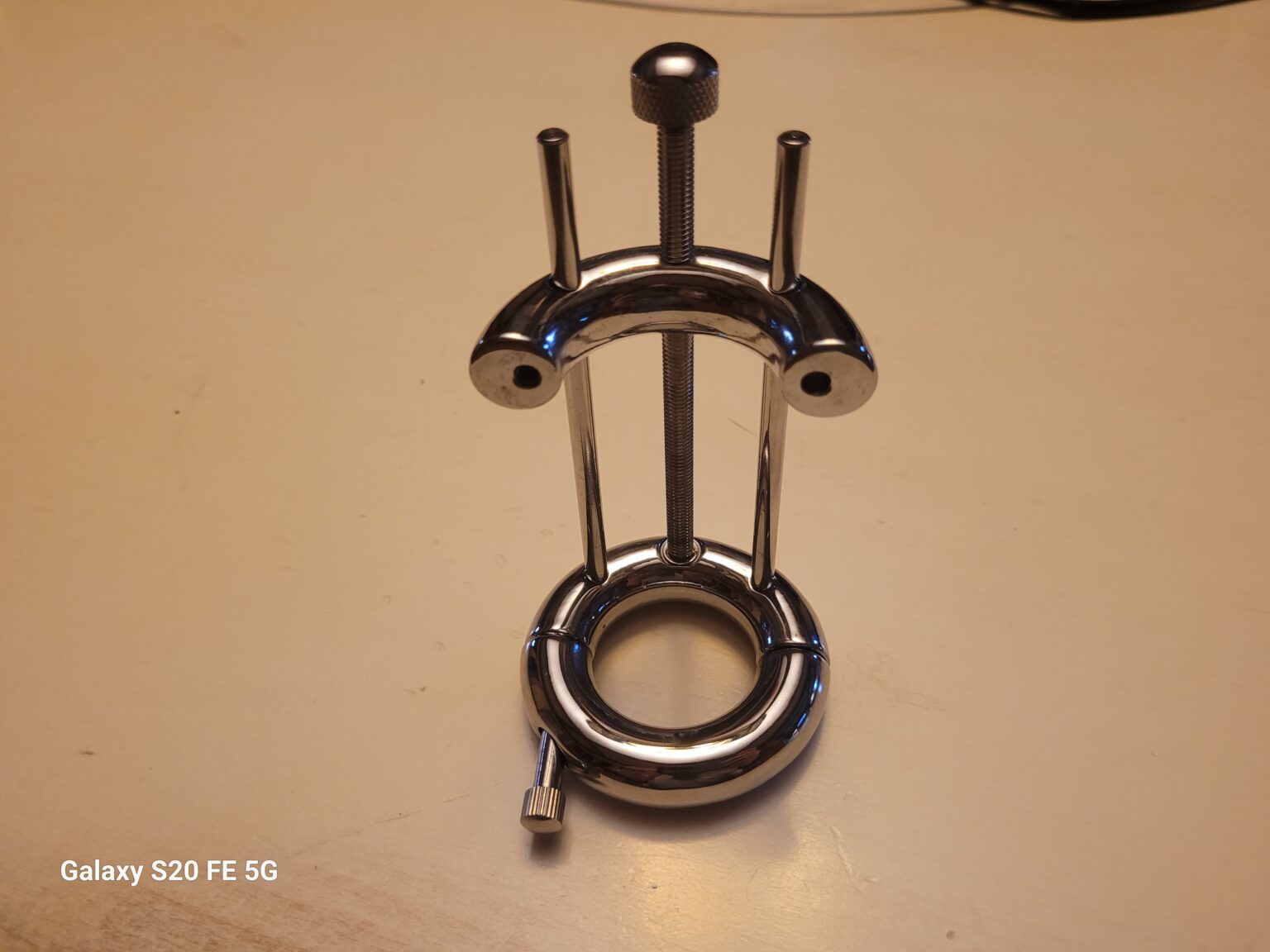 Oxy Shop Ball Stretcher