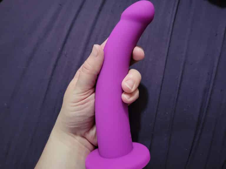 Lovehoney Curved 7″ Silicone Suction Cup Dildo Review