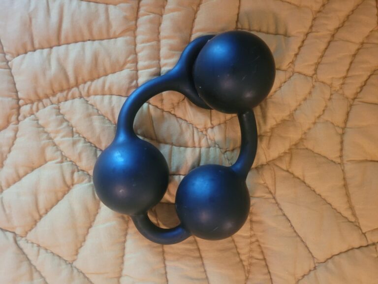 Cannonballs Giant Silicone Anal Beads  Review